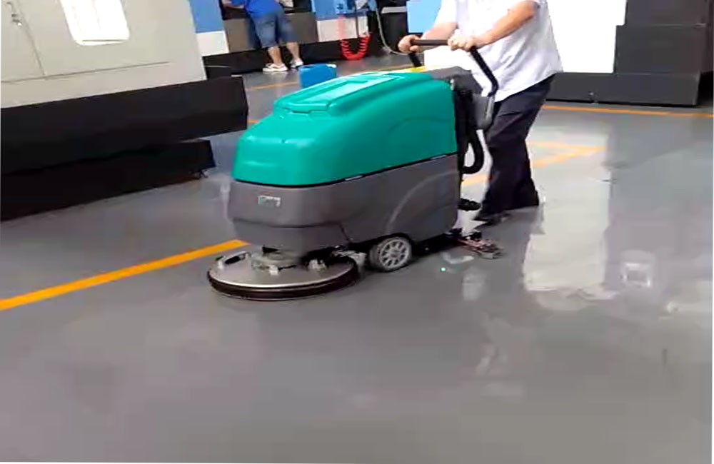 科力德洗地機相比人工優(yōu)點
